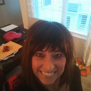 Meet your Posher, Michele